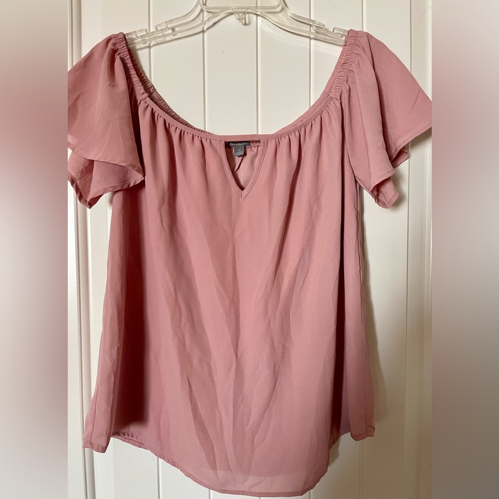 Pink Ruffled Blouse with Short Sleeves
